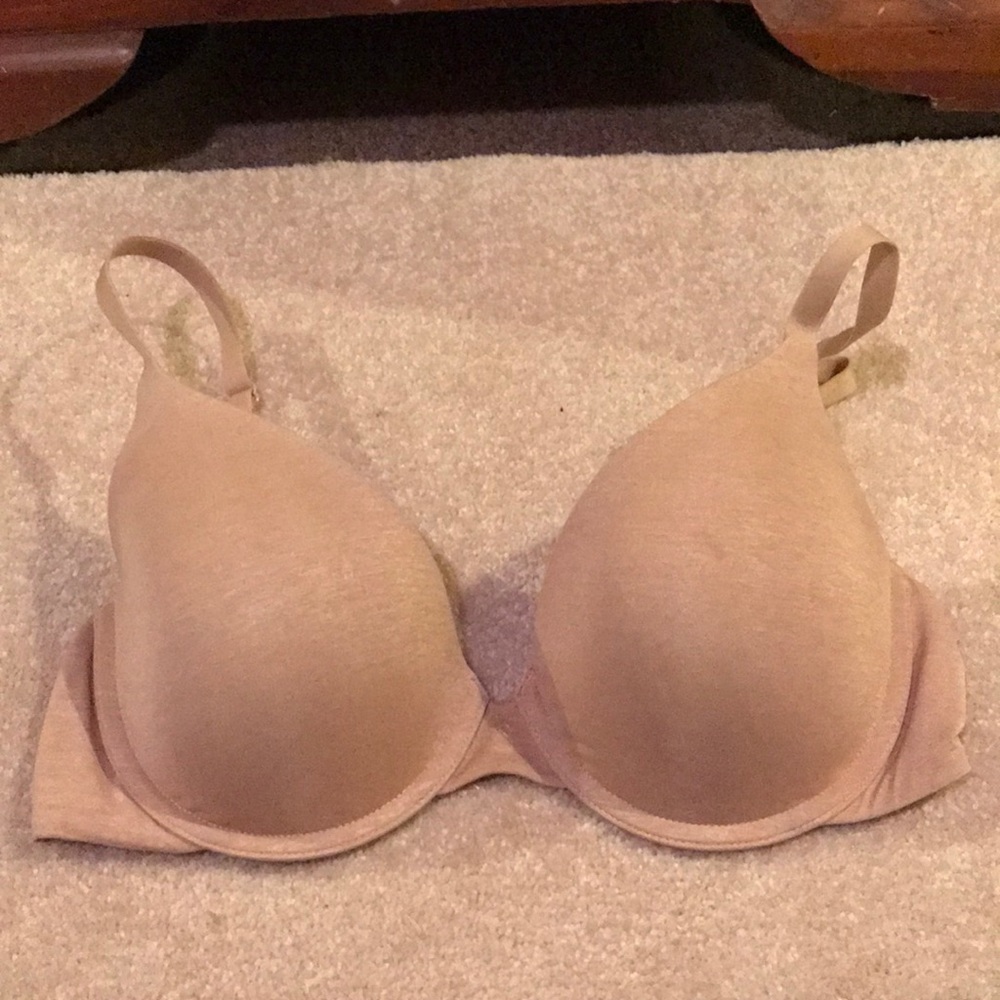 Victoria’s Secret Semi-Lift Bra